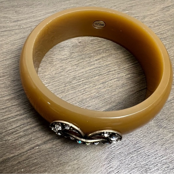 J. Crew Lulu Frost Butterscotch Resin Czeck Glass Jewel Bangle Bracelet - Picture 2 of 9